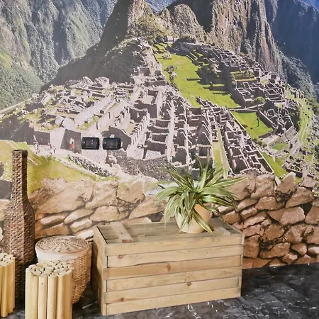 Ahr Alighieri ホテル ストラ