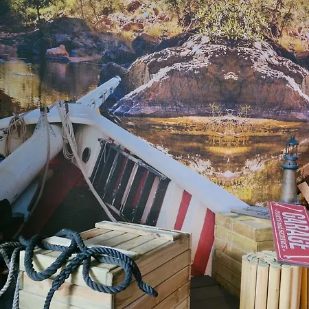 Ahr Alighieri 3* סטרה