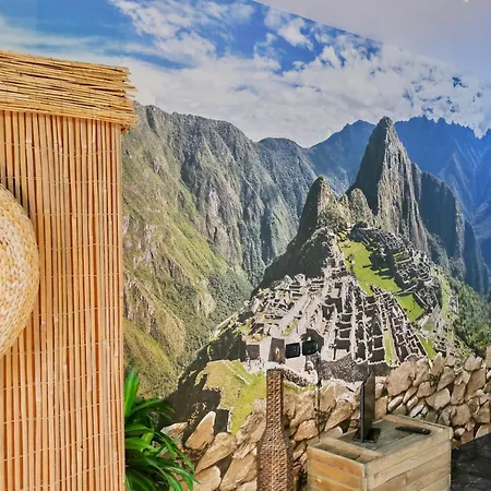 Ahr Alighieri 3* ストラ