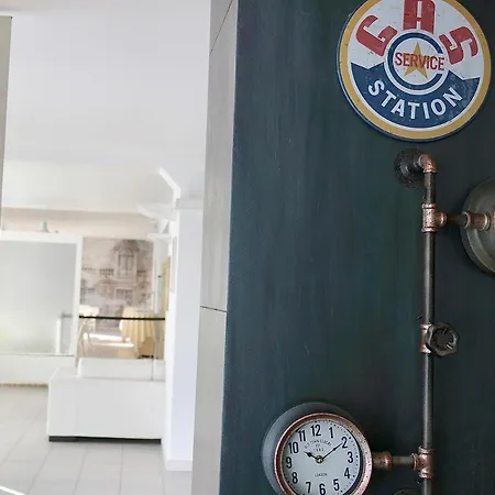 아르 알리기에리 호텔